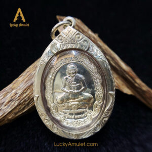 Rian tự thân Luang Pu Hong – phiên bản Prohm But (Nang Ruay) – Nur Ngern (Bạc) – B.E. 2546 Phật lịch