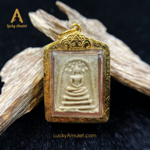 Amulet Đức Phật ngồi thiền dưới tán cây bồ đề – Luang Pu Toh – BE. 2521 (1978)